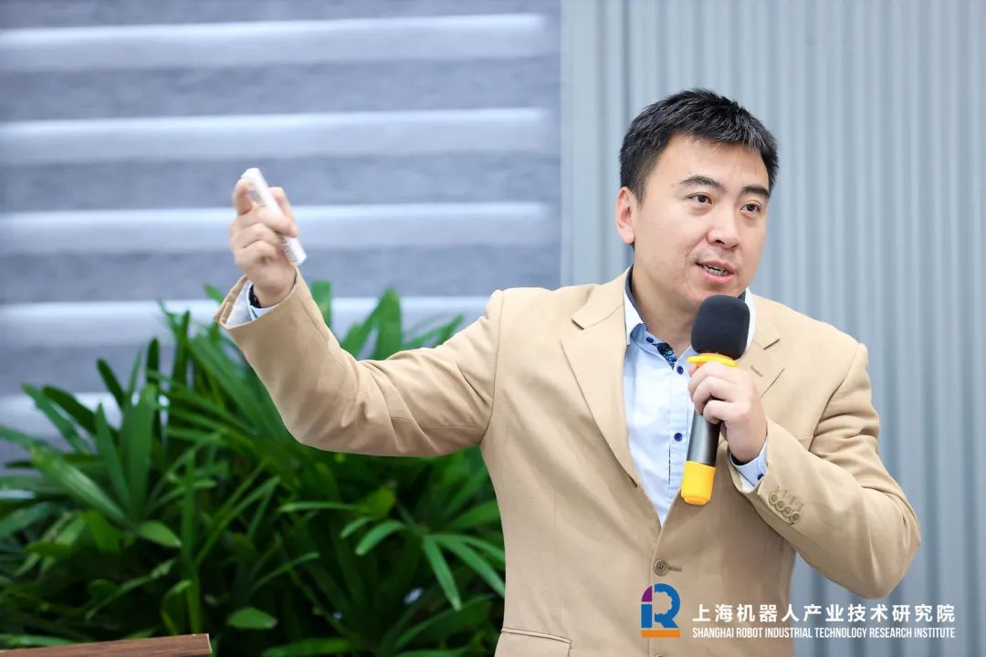 jiuyou.com(集团)机器人有限公司官网 图片